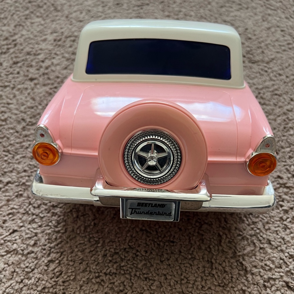 Beetland Thunderbird Retro Pink Tissue Holder. READ DESCRIPTION